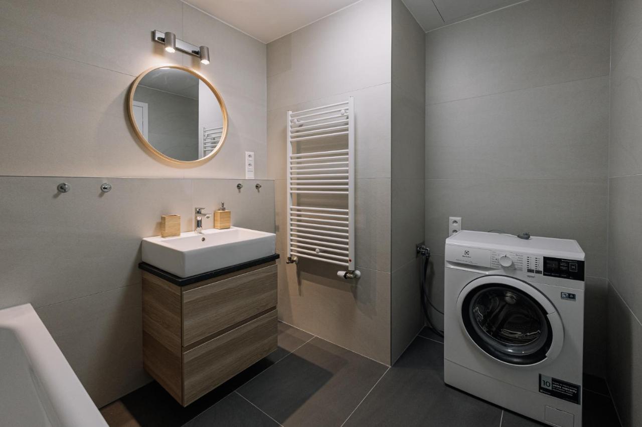 Skau Blue Residence In Sky Park 21 Floor 2 Tower Panoramic View Free Parking Μπρατισλάβα Εξωτερικό φωτογραφία