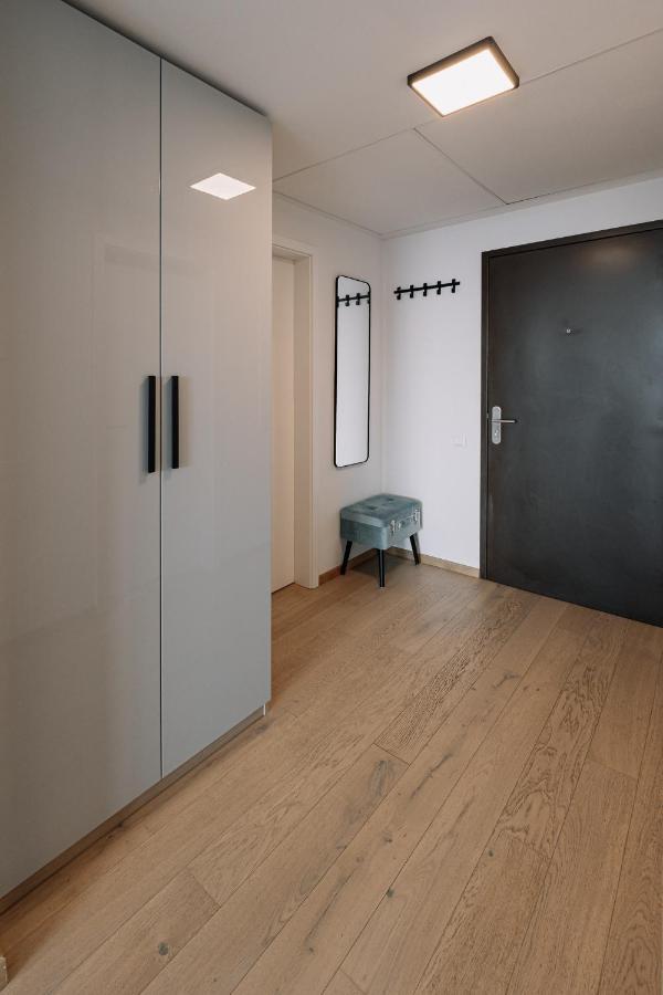 Skau Blue Residence In Sky Park 21 Floor 2 Tower Panoramic View Free Parking Μπρατισλάβα Εξωτερικό φωτογραφία