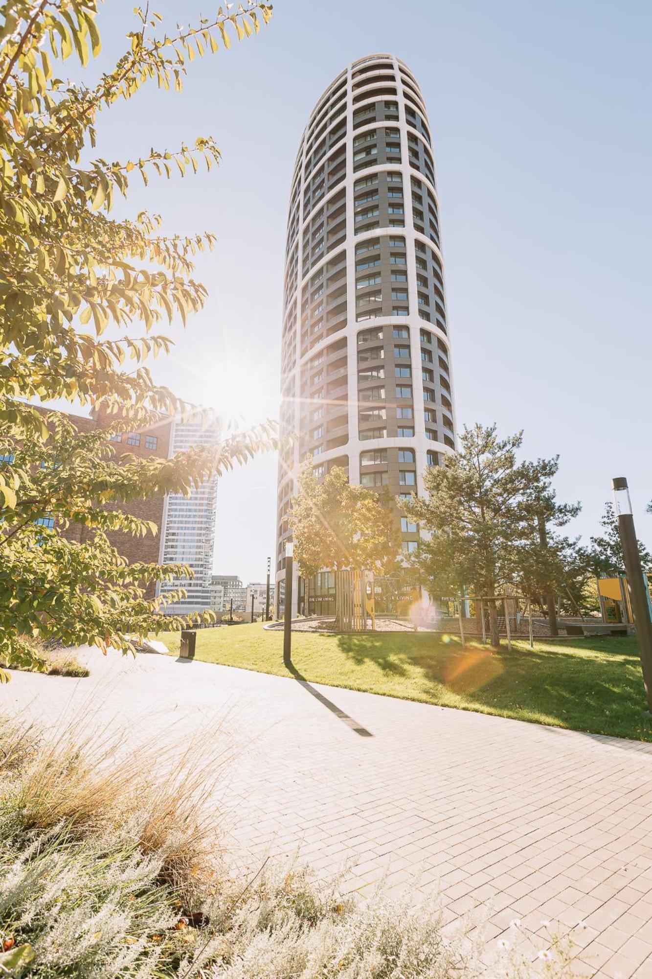 Skau Blue Residence In Sky Park 21 Floor 2 Tower Panoramic View Free Parking Μπρατισλάβα Εξωτερικό φωτογραφία