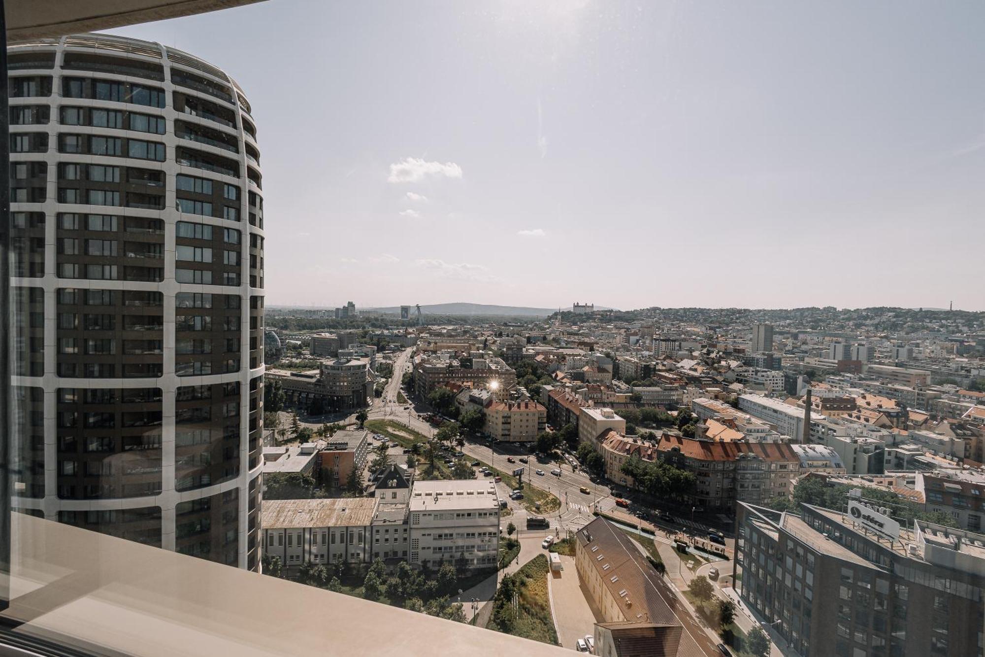 Skau Blue Residence In Sky Park 21 Floor 2 Tower Panoramic View Free Parking Μπρατισλάβα Εξωτερικό φωτογραφία